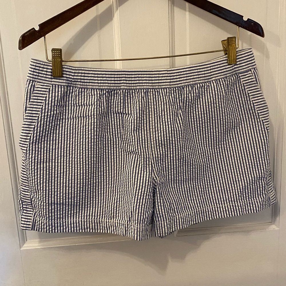 Vineyard Vines Navy and White Striped Seersucker Pull On Shorts size S